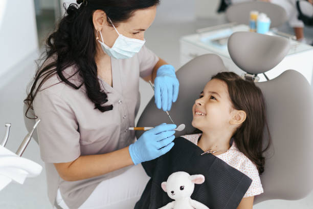 Best Cracked Tooth Emergency Dentist  in Mccullom Lake, IL